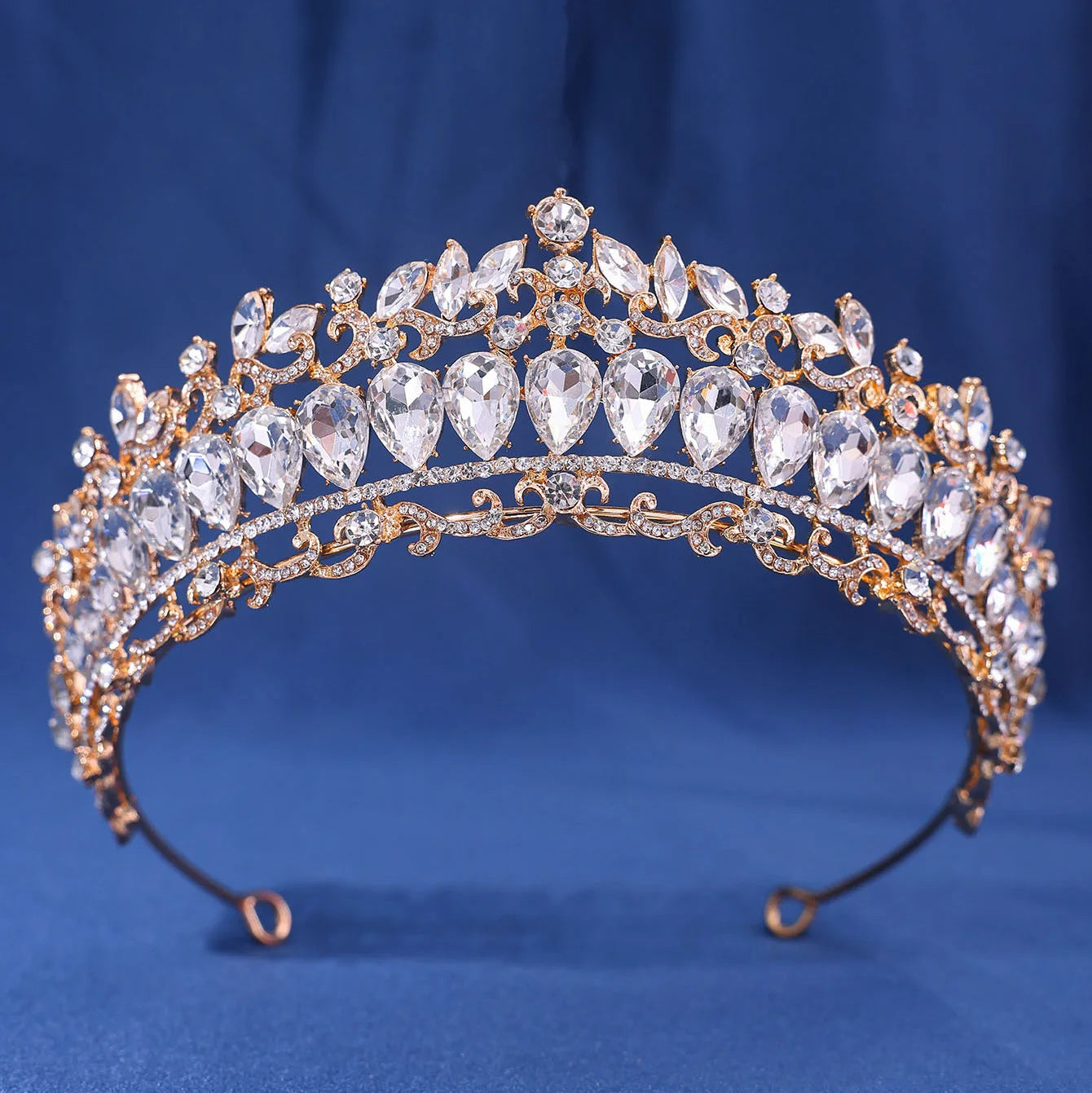 Baroque Big Crystal Tiara Crown for Women - Perfect for Weddings, Parties, and Bridal Events in Stunning Red