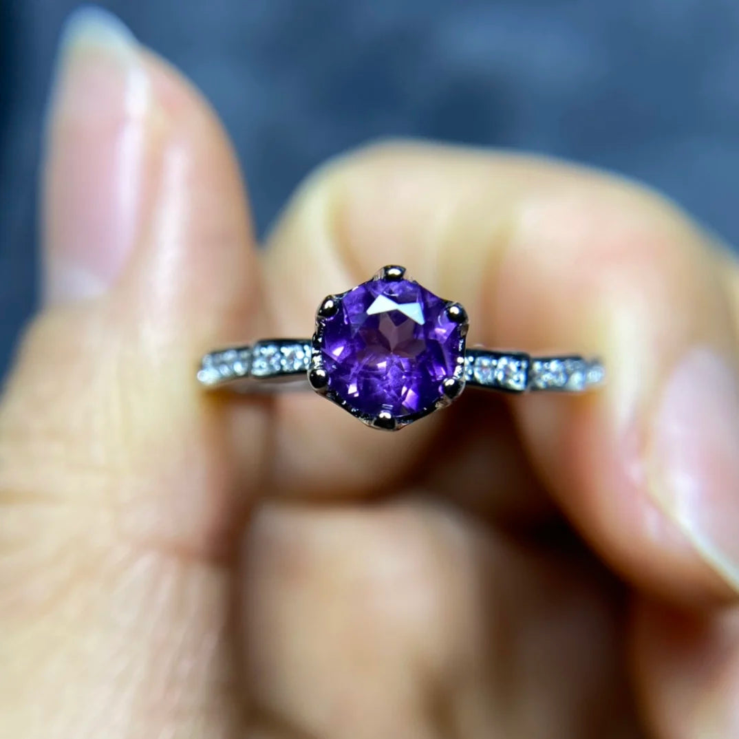 Healing crystal jewelry - Amethyst Ring